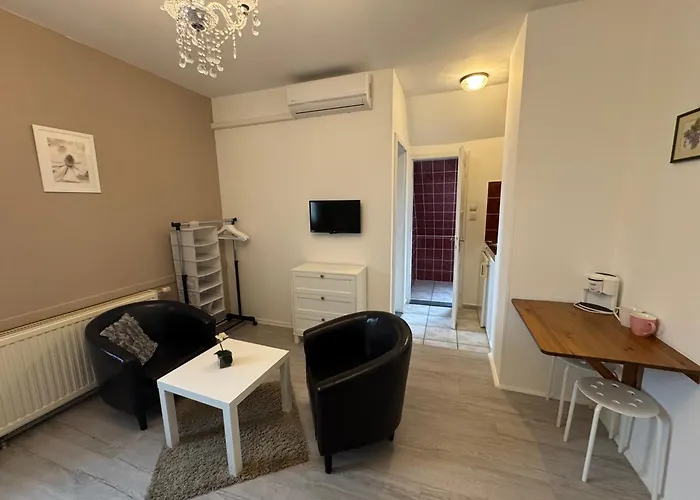 Eden Apartmanhaz 2 Apartament *